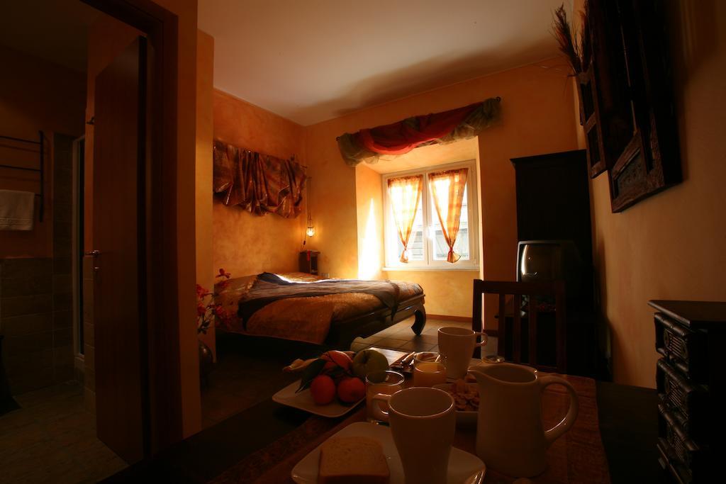 Momi Bed And Breakfast Róma Szoba fotó